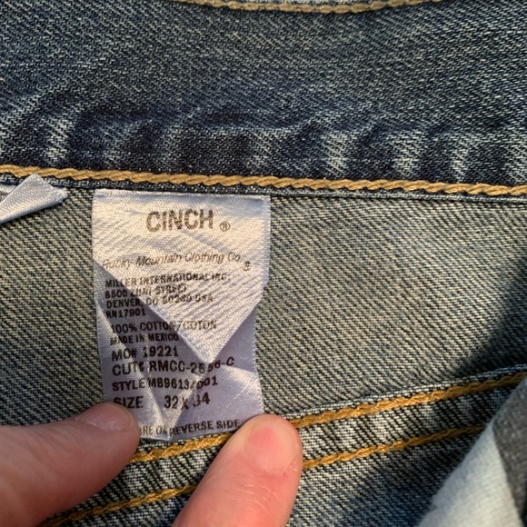 Well Loved Cinch Jeans 32x34 - Picture 2 of 5